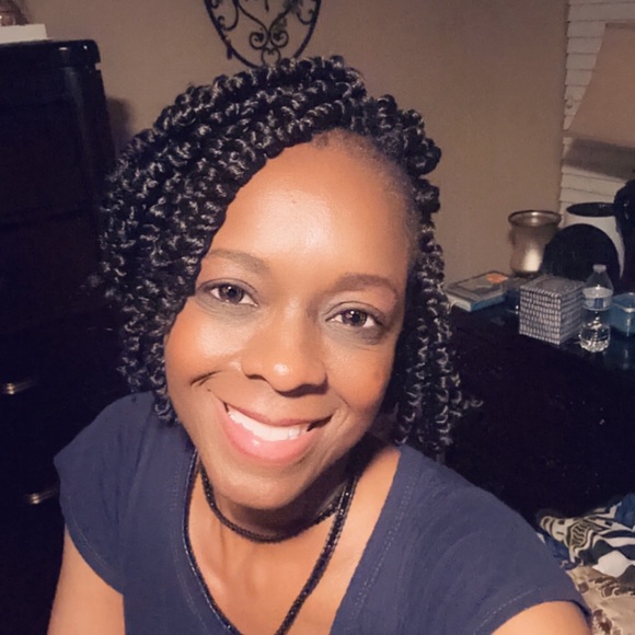 Meet your Posher, Tonya - Picture 3 of 8